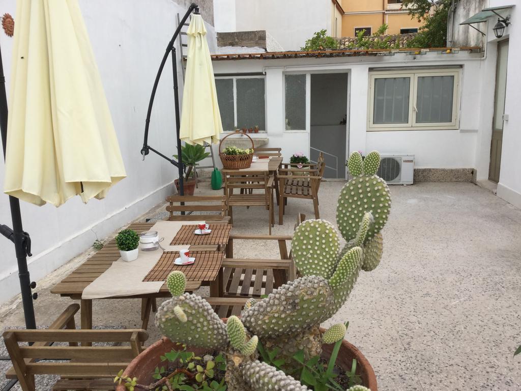 Case Vacanze Le Rose Villa Noto Exterior foto